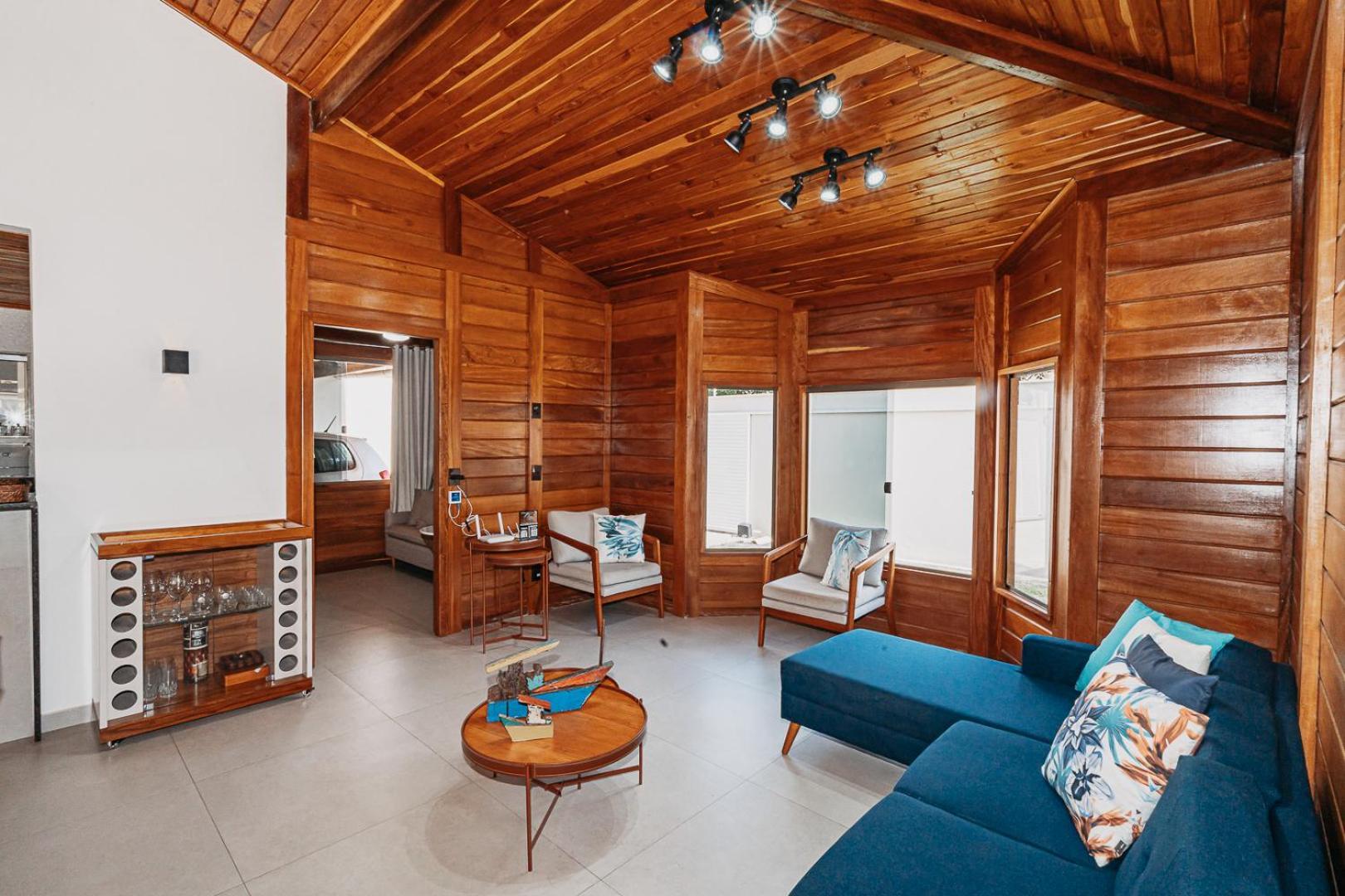Casadecastelhanos, Quadra Do Mar De Castelhanos, 4 Suites Com Ar, Churrasqueira, Piscina, Hidromassagem, Cozinha Integrada Gourmet Ideal Para Familia E Amigos Anchieta  Bagian luar foto