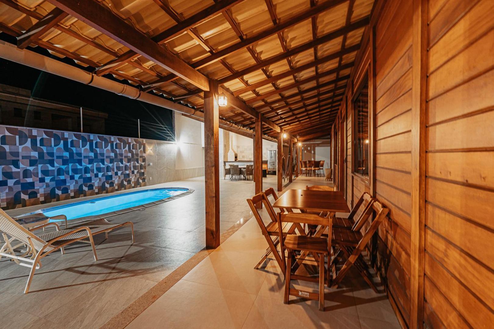 Casadecastelhanos, Quadra Do Mar De Castelhanos, 4 Suites Com Ar, Churrasqueira, Piscina, Hidromassagem, Cozinha Integrada Gourmet Ideal Para Familia E Amigos Anchieta  Bagian luar foto