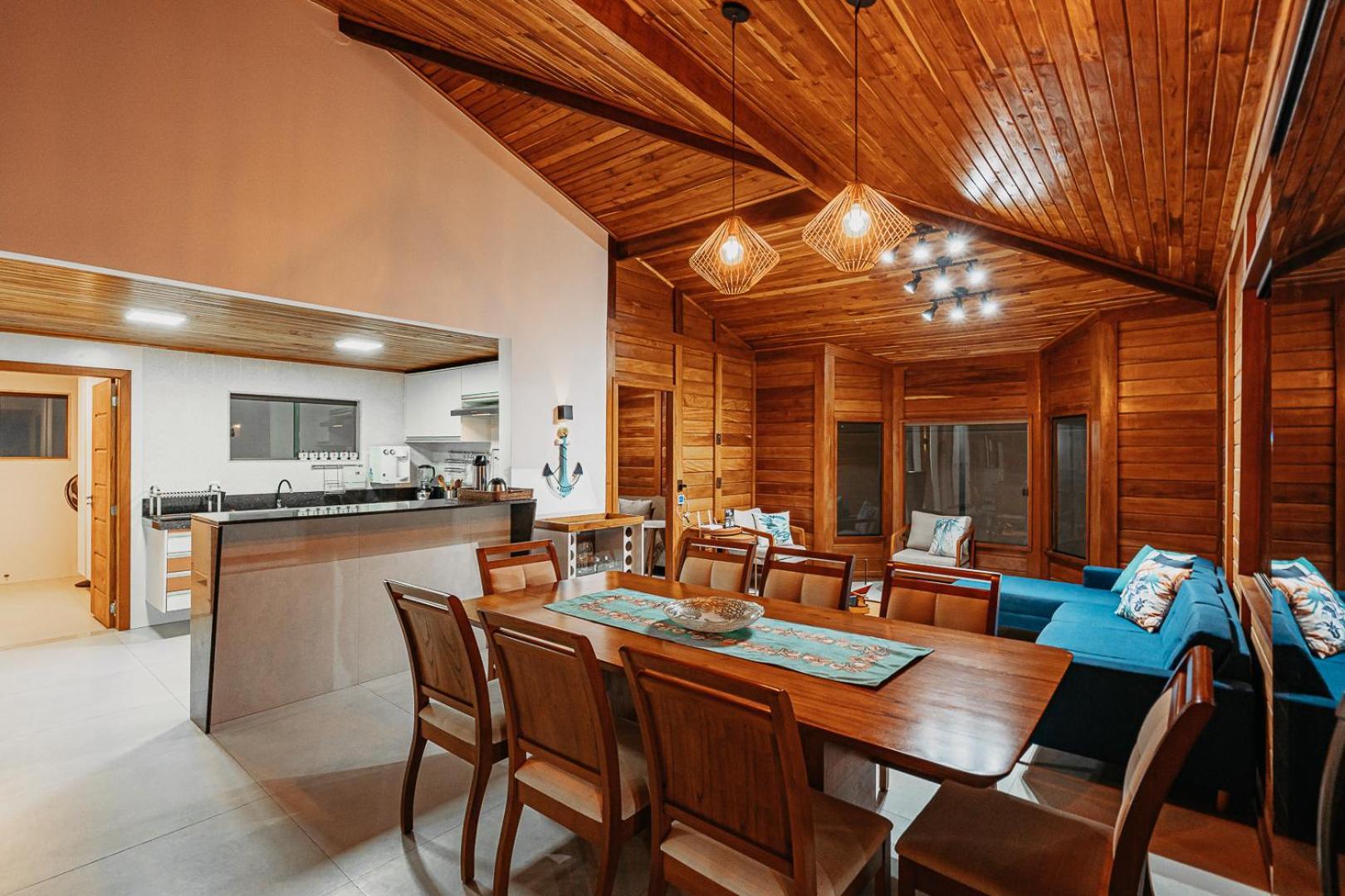 Casadecastelhanos, Quadra Do Mar De Castelhanos, 4 Suites Com Ar, Churrasqueira, Piscina, Hidromassagem, Cozinha Integrada Gourmet Ideal Para Familia E Amigos Anchieta  Bagian luar foto