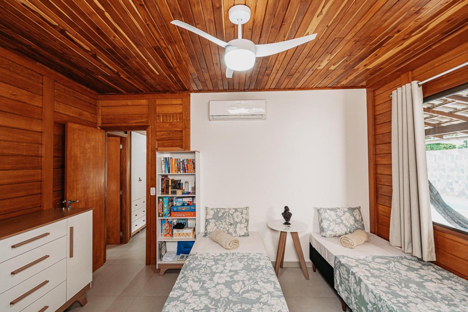 Casadecastelhanos, Quadra Do Mar De Castelhanos, 4 Suites Com Ar, Churrasqueira, Piscina, Hidromassagem, Cozinha Integrada Gourmet Ideal Para Familia E Amigos Anchieta  Bagian luar foto