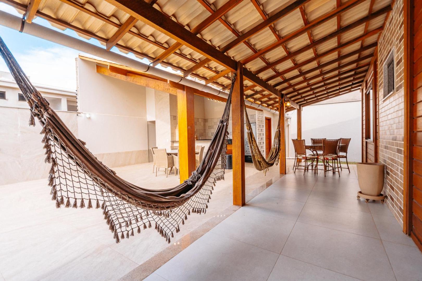 Casadecastelhanos, Quadra Do Mar De Castelhanos, 4 Suites Com Ar, Churrasqueira, Piscina, Hidromassagem, Cozinha Integrada Gourmet Ideal Para Familia E Amigos Anchieta  Bagian luar foto