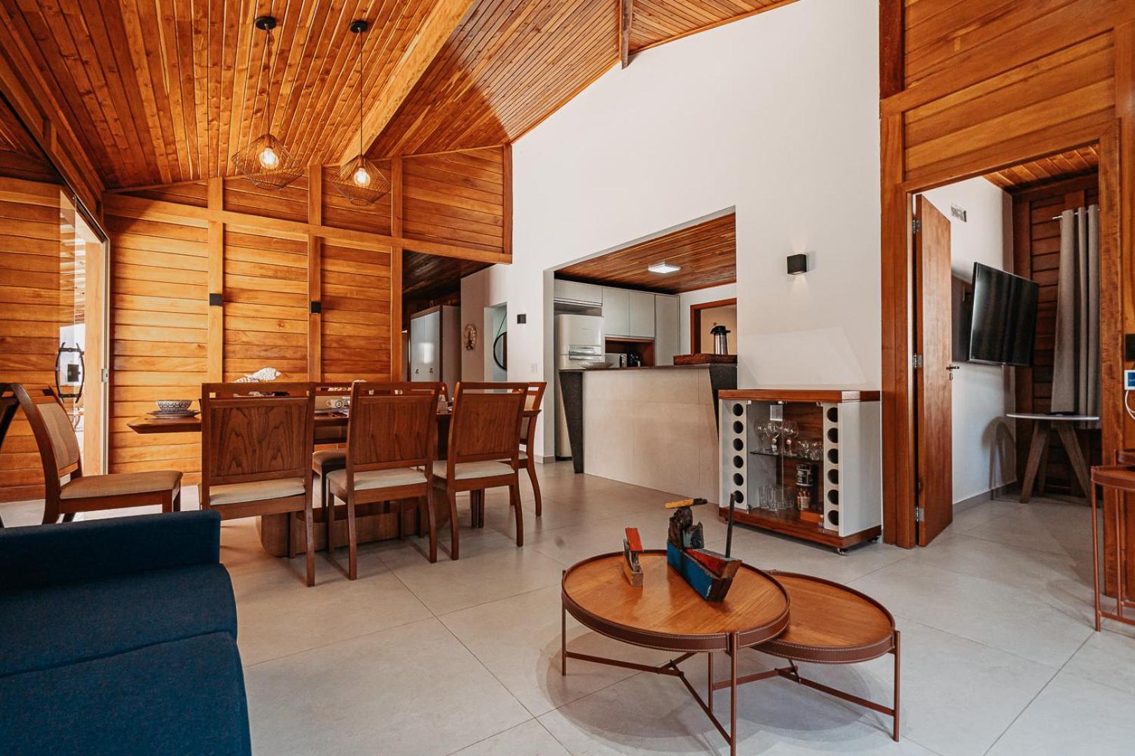 Casadecastelhanos, Quadra Do Mar De Castelhanos, 4 Suites Com Ar, Churrasqueira, Piscina, Hidromassagem, Cozinha Integrada Gourmet Ideal Para Familia E Amigos Anchieta  Bagian luar foto
