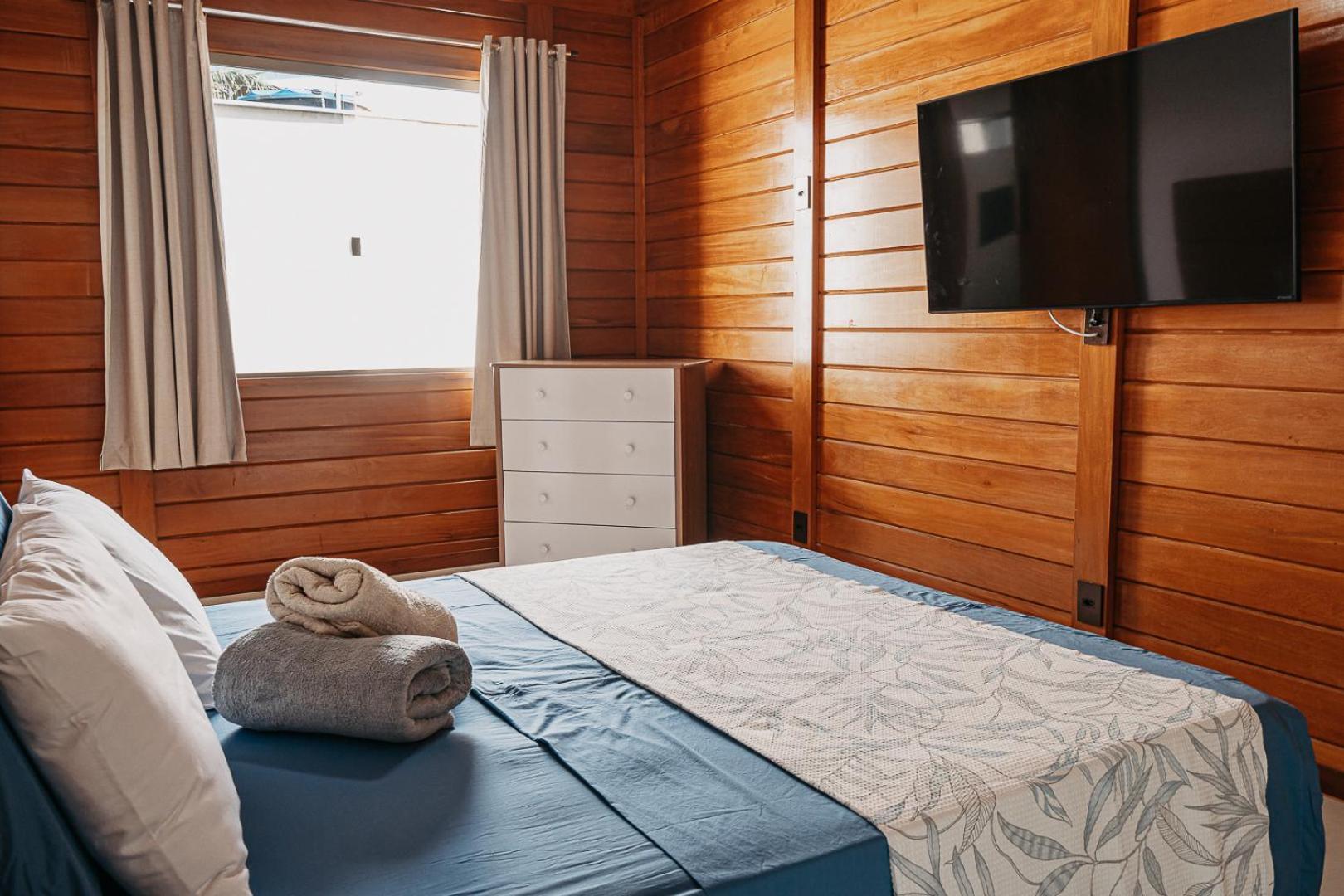 Casadecastelhanos, Quadra Do Mar De Castelhanos, 4 Suites Com Ar, Churrasqueira, Piscina, Hidromassagem, Cozinha Integrada Gourmet Ideal Para Familia E Amigos Anchieta  Bagian luar foto